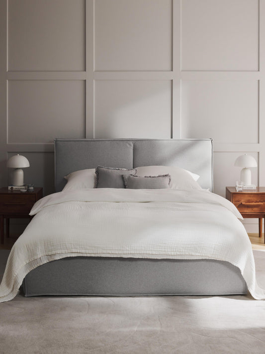 Lux Dream Storage Bed with Upholstery