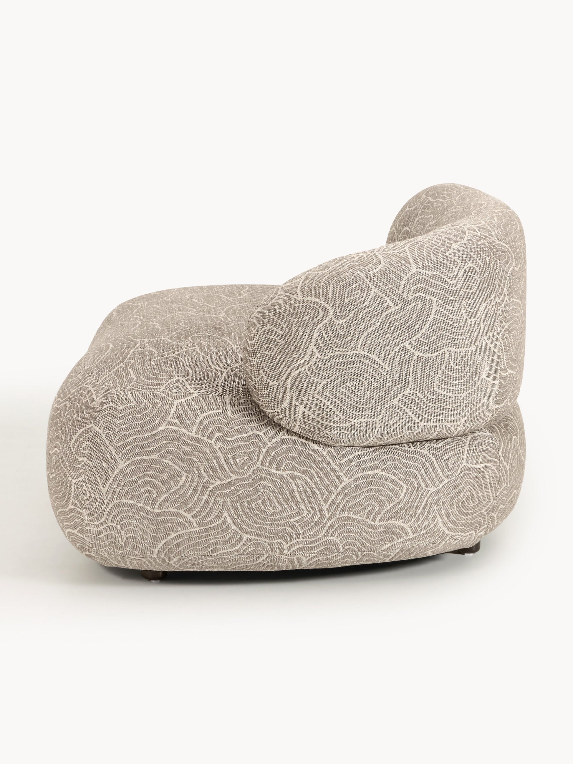Lux Alba Lounging Chair