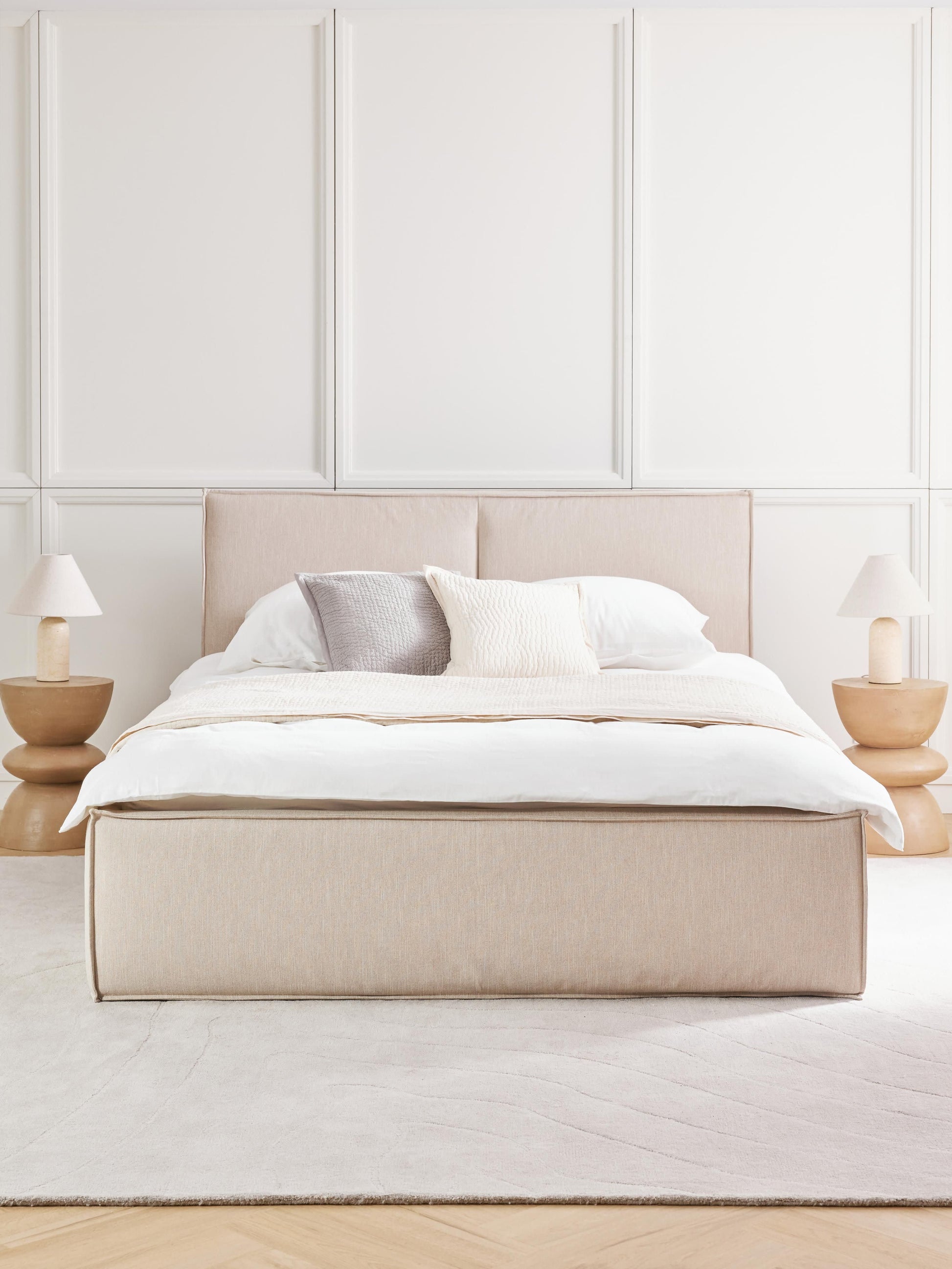 Lux Dream Storage Bed with Upholstery