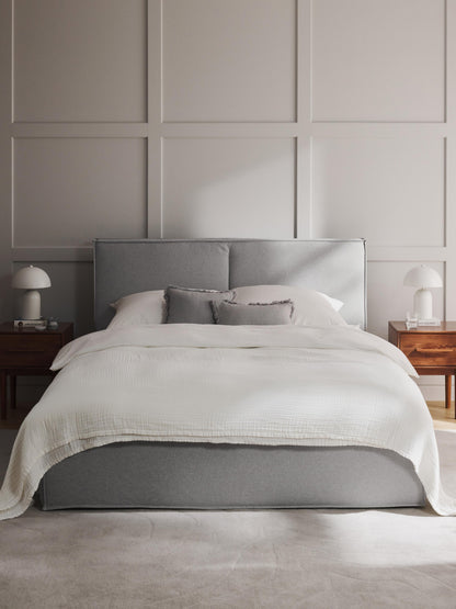Lux Dream Storage Bed with Upholstery
