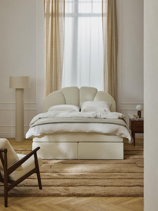 Lux Romia Bed (Box Spring)