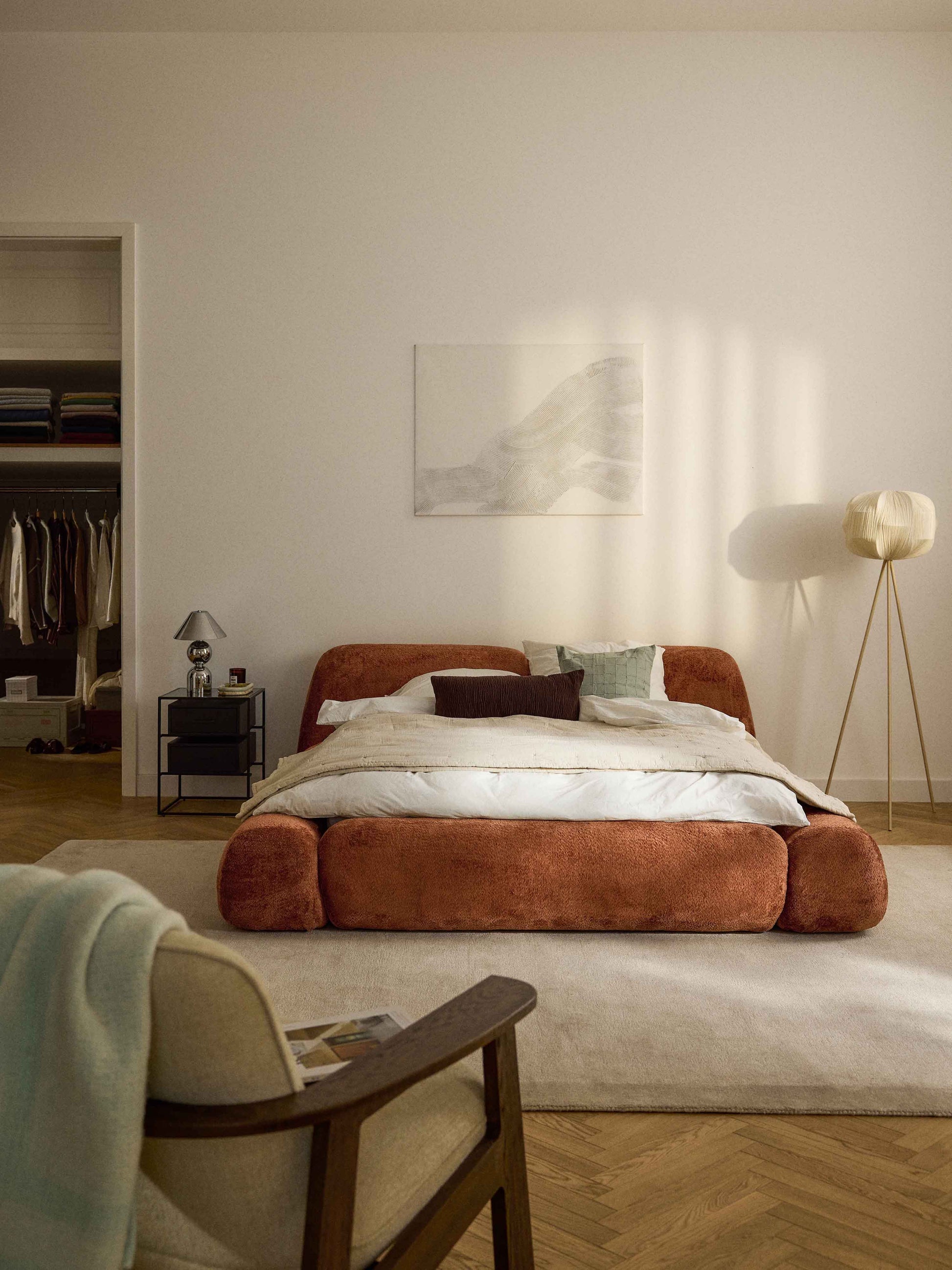 Lux Wolke Teddy Bouclé Bed, Upholstered